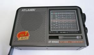 Радиоприемник At-806 сет (AC,TV,AM,9SW)